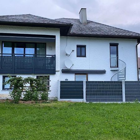 Wohnhaus City Sued Herzogsdorf Extérieur photo