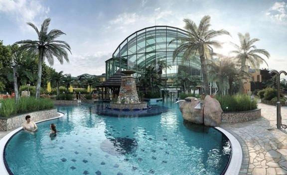 Wohnhaus City Sued Herzogsdorf Extérieur photo